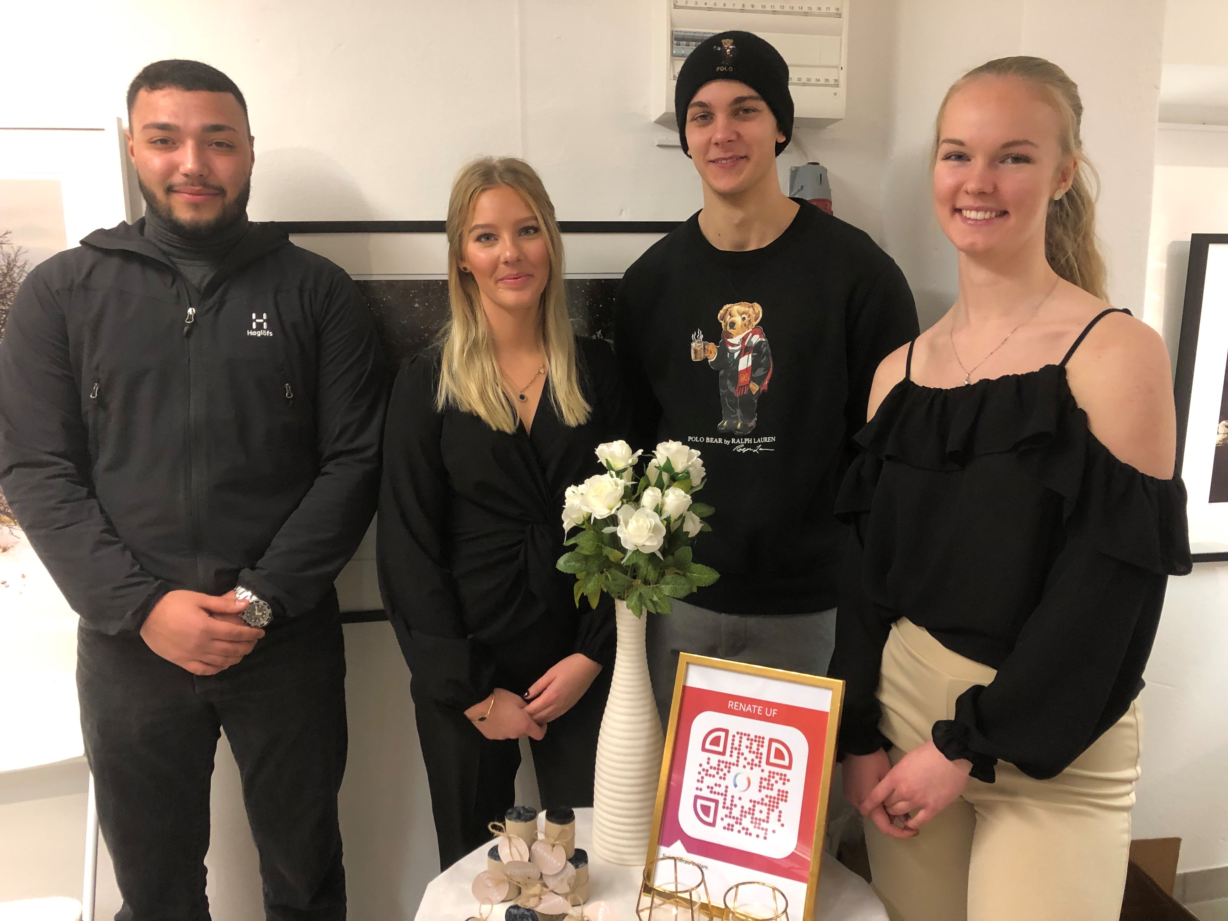 UF-f&ouml;retaget Renate UF som drivs gemensamt av tre&aring;rseleverna p&aring; ekonomiprogrammet p&aring; Carl Engstr&ouml;m-gymnasiet Mohammed Jihad Atta, Emmy Andreasson, Emil Nordahl och Frida Johansson presenterade sin produkt med biologiskt nedbrytbara hundbajsp&aring;sar. 